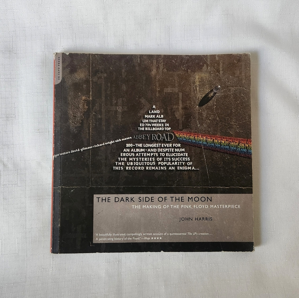 THE DARK SIDE OF THE MOON The Making of the Pink Floyd MasterpieceNew York: Da